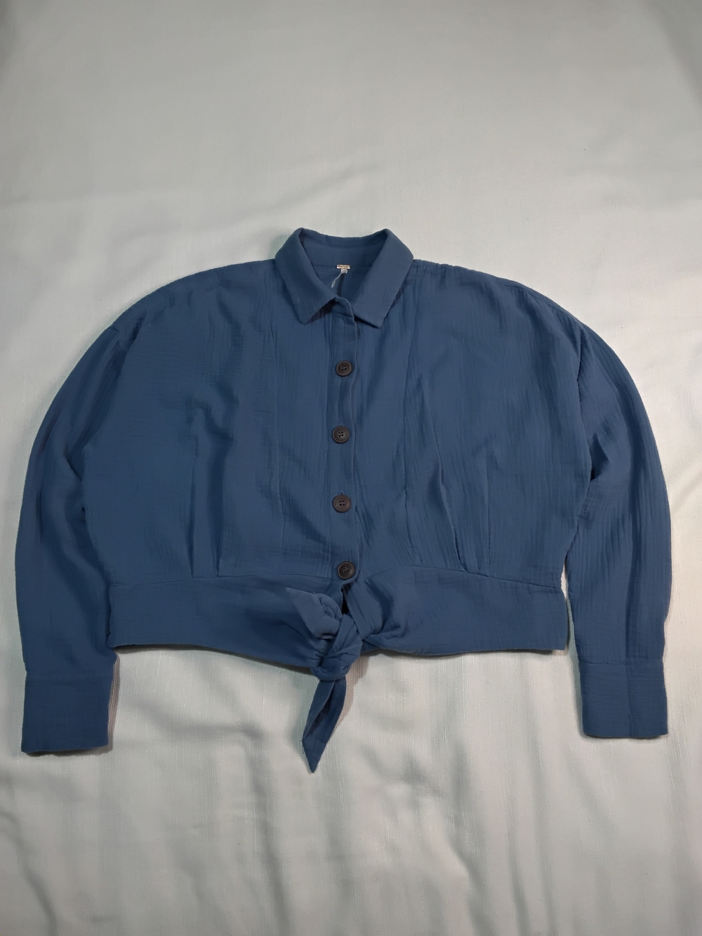 Free People Sunstreaks Blue Button-Front Tie Hem Shirt Womens Sz S.